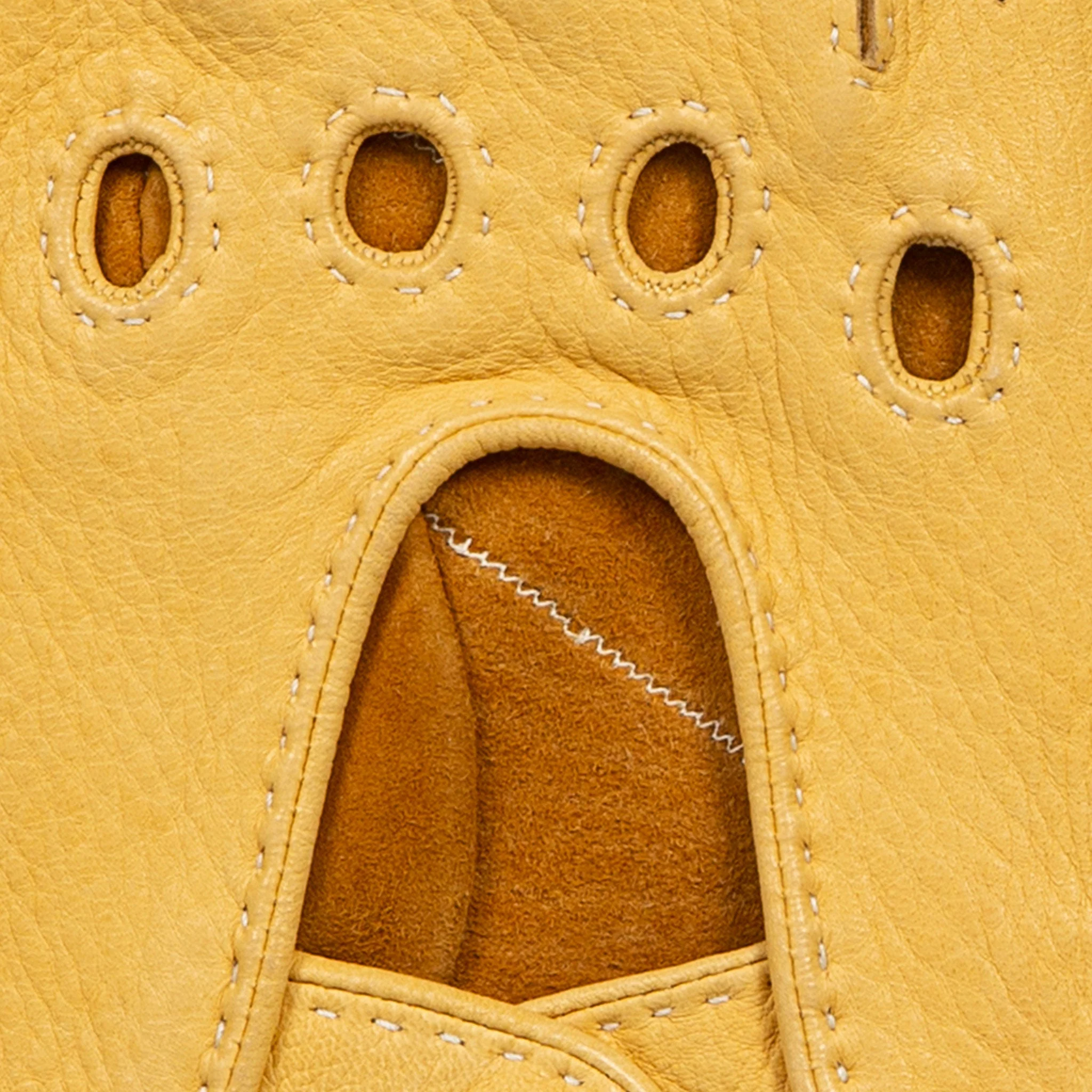 Men's Handsewn Deerskin Leather Driving Gloves - Image 50