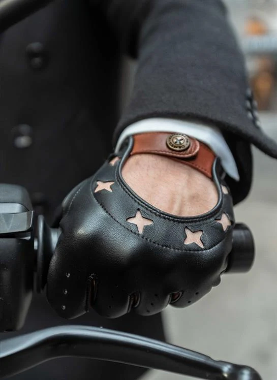 Men's The Suited Racer Two-Colour Leather Driving Gloves - Image 22