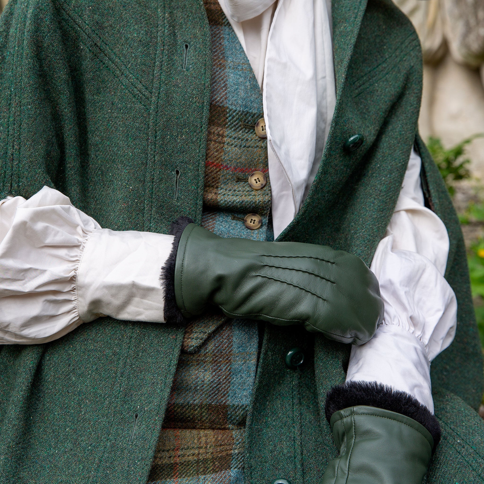 Women’s Three-Point Faux Fur-Lined Leather Mittens - Image 3