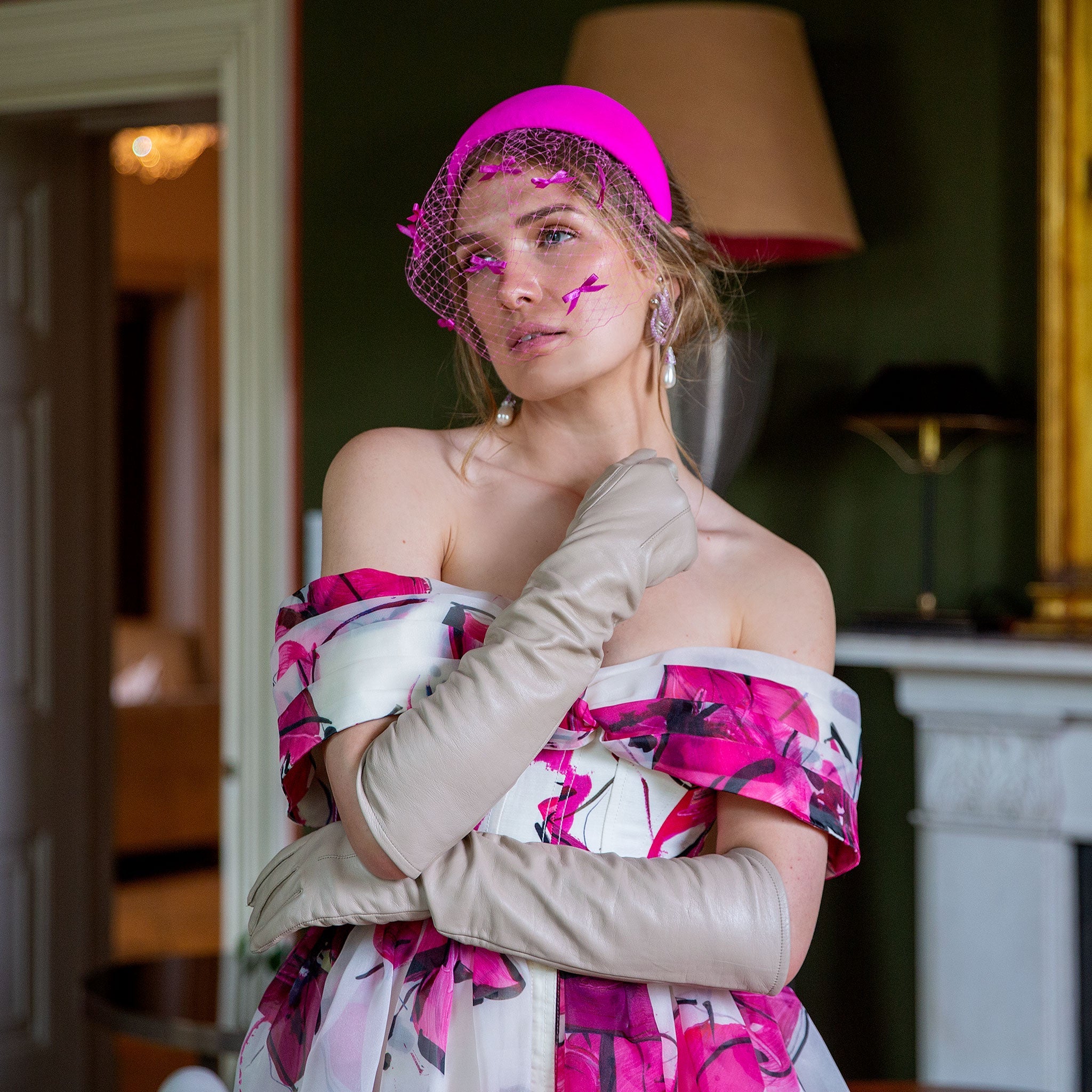 Women's Single-Point Long Above-Elbow Lined Leather Gloves - Image 52